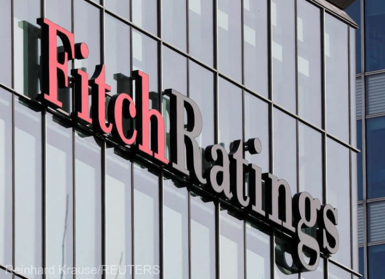 Fitch plaseză ratingul AAA al Statelor Unite sub supraveghere în perspectiva unei posibile retrogradări