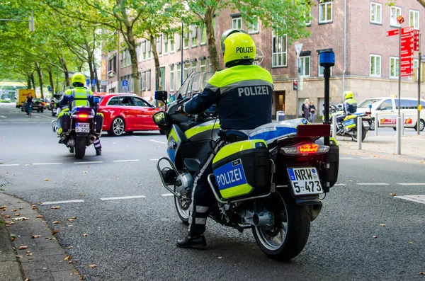 Coloana oficială a lui Orban a fost implicată într-un accident grav în Germania: Un poliţist a murit!