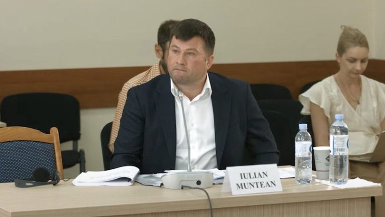 Iulian Muntean a lipsit de la ședința CSM