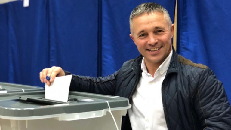 Teodor Cârnaț va candida din partea unui partid politic
