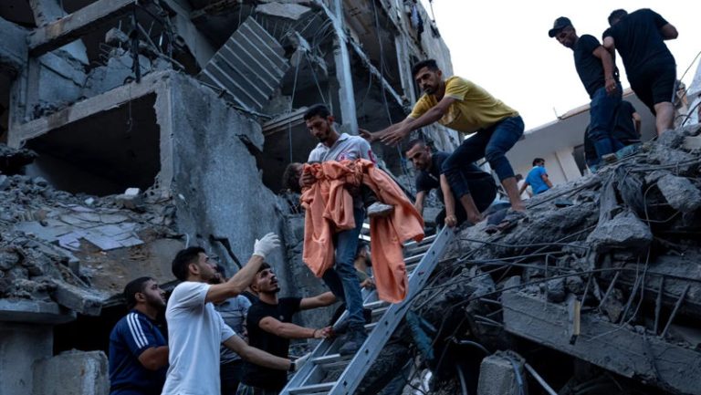 Şeful OMS: Va fi aproape imposibil să se îmbunătăţească situaţia ‘catastrofală’ sanitară din Gaza
