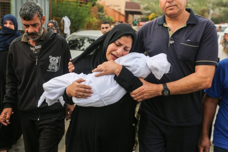 Directorul executiv al UNICEF cere ‘să se pună capăt ororii’ în Fâşia Gaza