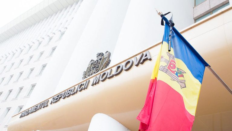 Parlamentul a desemnat doi membri în Comisia de evaluare externă a procurorilor