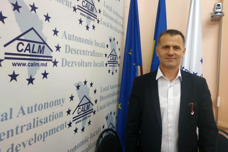Serghei Anastasov câştigă alegerile din Comrat
