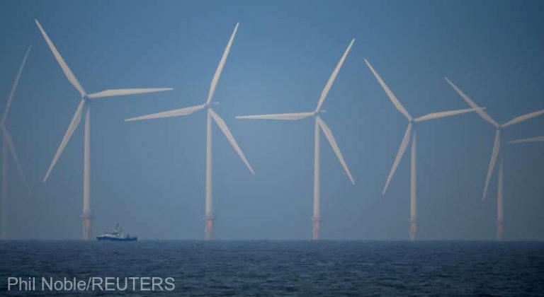 Lipsa de nave ar putea deveni o problemă serioasă pentru energia eoliană offshore