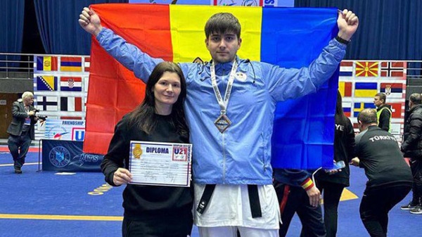 Dragoș Marinescu a câştigat argintul la Campionatul European de taekwondo Under 21
