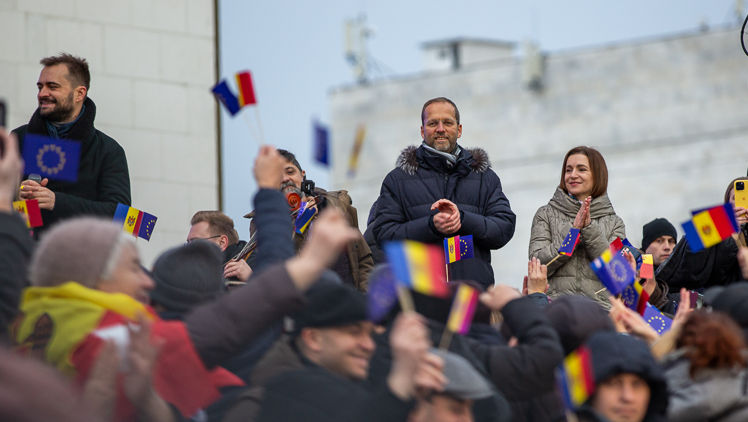 Presa română, despre evenimentul ‘Sărbătorim Moldova Europeană’: Moldovenii au scandat de bucurie