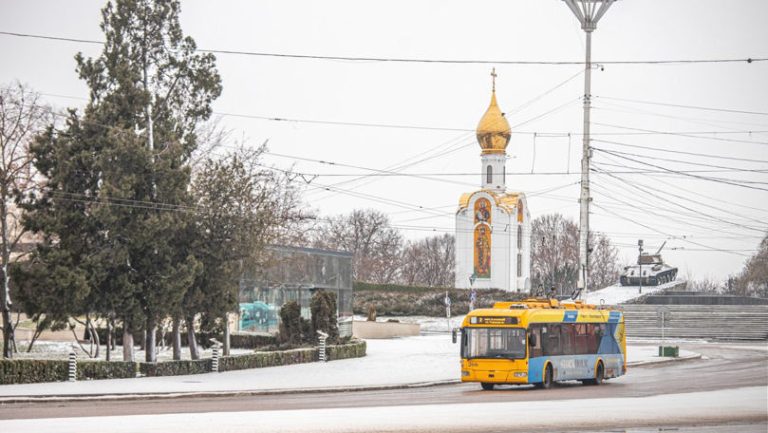 Frigul a paralizat circulaţia troleibuzelor la Tiraspol (VIDEO)
