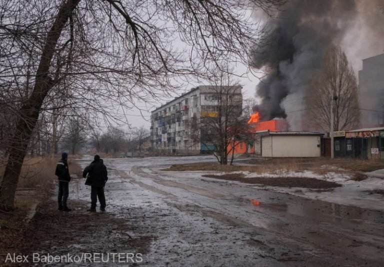 Cinci morţi şi numeroşi răniţi într-o lovitură de rachetă rusă asupra oraşului Sloviansk