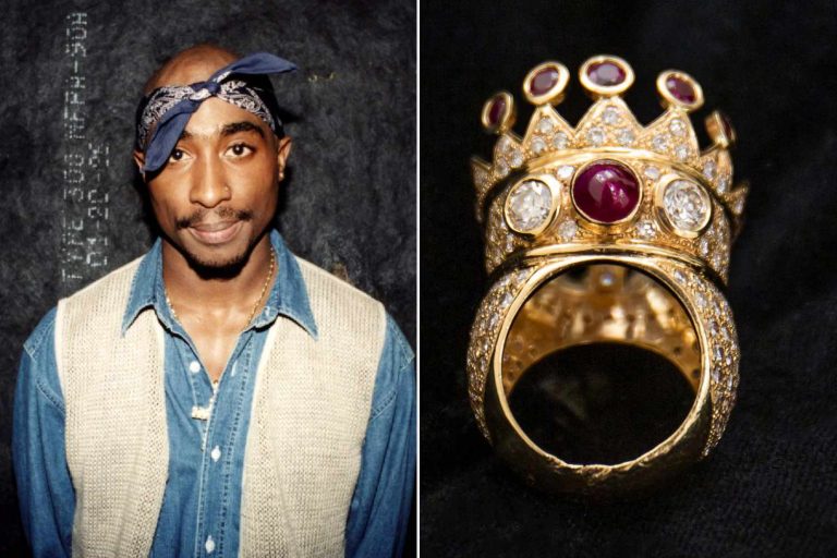 Inelul lui Tupac Shakur a fost vândut la licitaţie cu o sumă fabuloasă