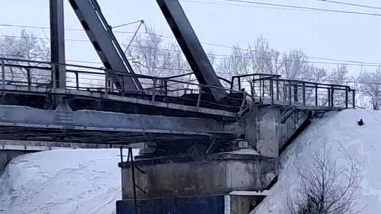 Kievul anunţă avarierea podului feroviar din regiunea rusă Samara