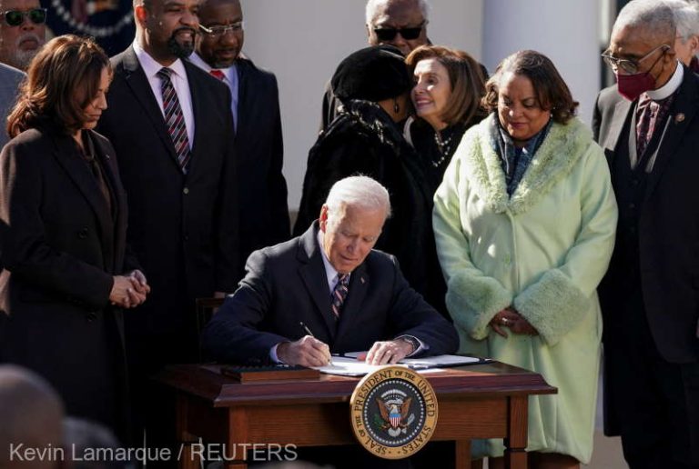 Joe Biden a promulgat legea împotriva linşajului
