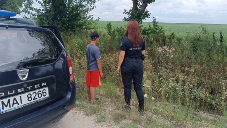 Un copil de 13 ani a trecut ilegal frontiera cu Ucraina