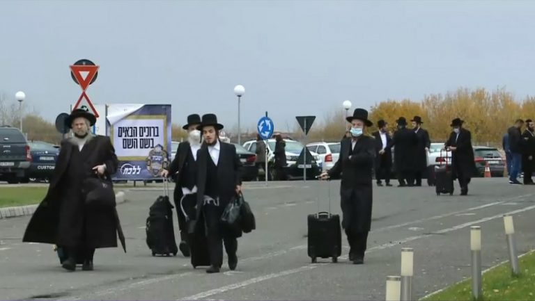Peste 15.000 de evrei hasidici au trecut deja hotarul Moldovei