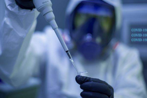 UE autorizează vaccinul împotriva virusului respirator sincițial