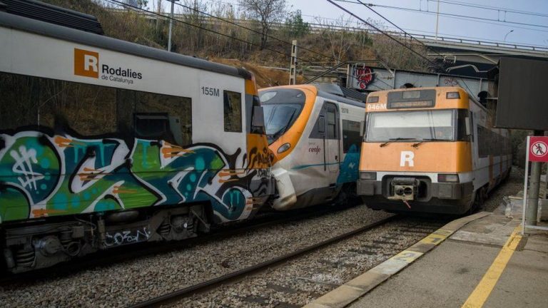 ACCIDENT feroviar în Spania! Patru oameni au murit şi alţi trei sunt răniţi