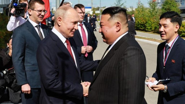 Kim Jong Un l-a invitat pe Putin în Coreea de Nord