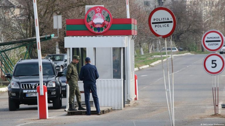 Video! Accident cu implicarea a nouă persoane în regiunea transnistreană