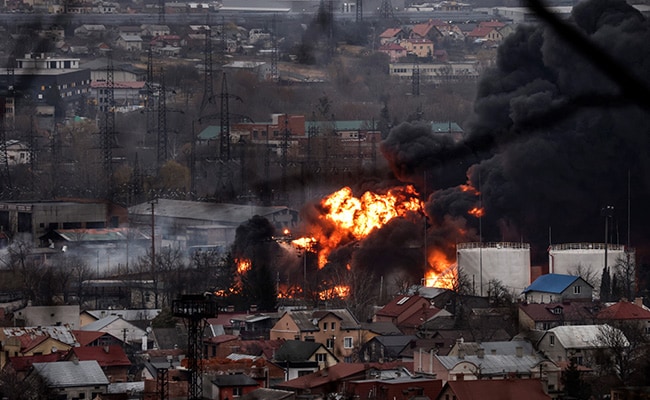 Rusia: Un depozit de arme situat în apropiere de graniţa cu Ucraina a fost cuprins de flăcări