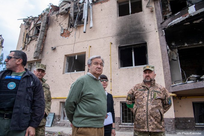 Guterres anunţă, la Kiev, că va continua eforturile pentru un armistiţiu în Ucraina