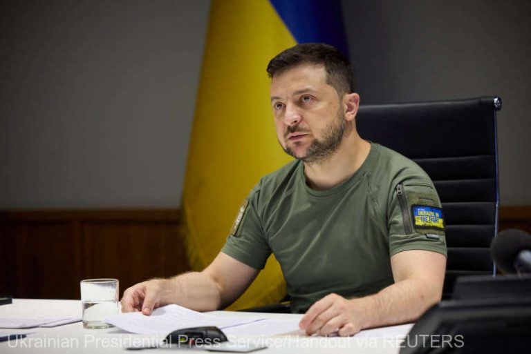 Zelenski i-a demis pe procurorul general şi pe şeful securităţii din Ucraina