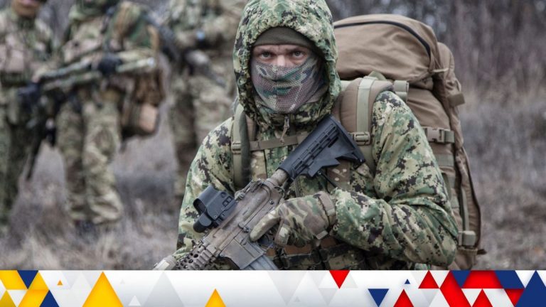 Rebelii ruși care luptă alături de Ucraina