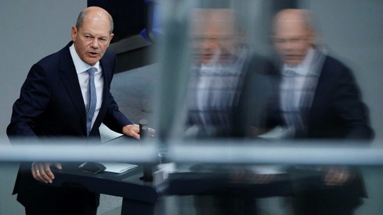 Lui Scholz i se pregăteşte DECISIVA: Cancelarul german trebuie să răspundă pentru o fraudă de miliarde de euro