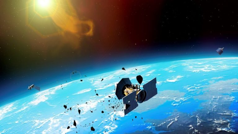 Rusia a pus pe orbită un satelit iranian
