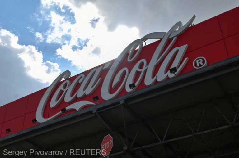 Comisia Europeană a pus capăt investigaţiei privind posibile practici anticoncurenţiale la Coca-Cola şi îmbuteliatorii săi