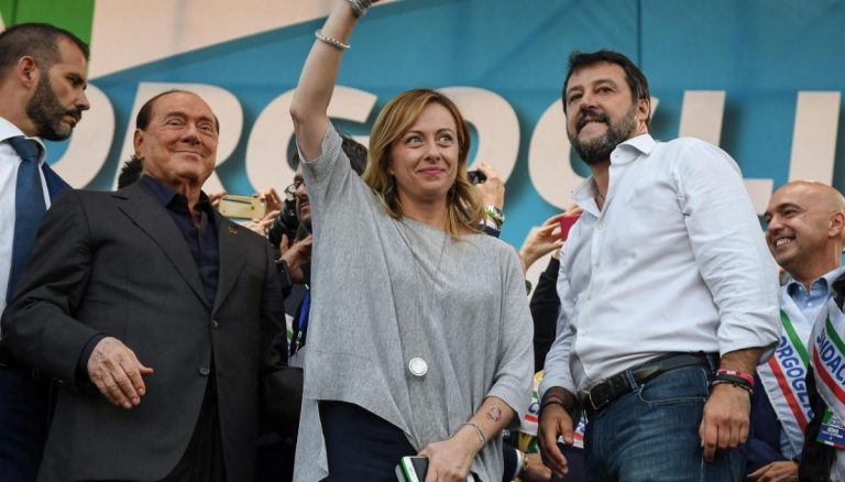 Coaliţia de dreapta rămâne favorită în scrutinul parlamentar programat duminică în Italia