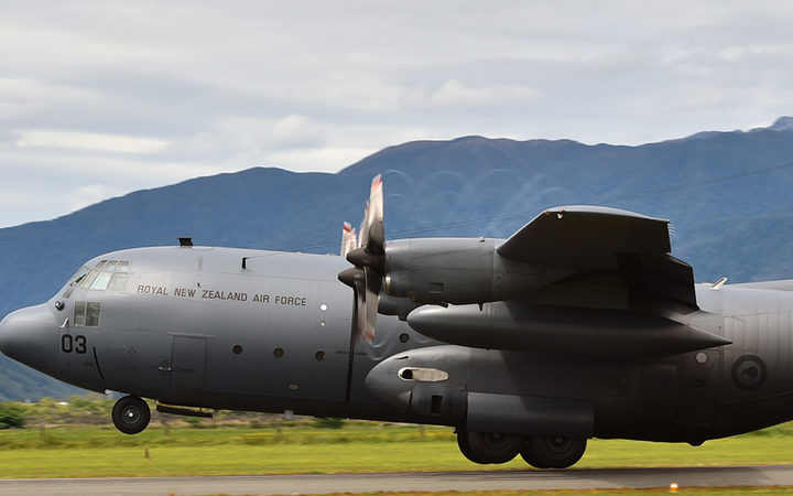 Noua Zeelandă trimite în Europa un avion Hercules şi militari în sprijinul Ucrainei