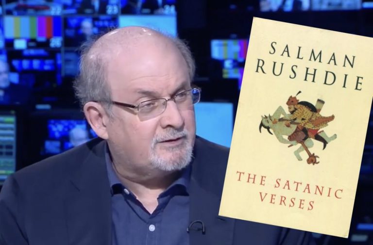 Atacul asupra lui Salman Rushdie trezeşte vechi demoni în rândul scriitorilor arabi