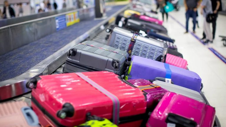 Reguli noi în 2024. Lista regulilor pentru bagajele de mână  pentru Ryanair, Wizz Air și alte companii de zbor