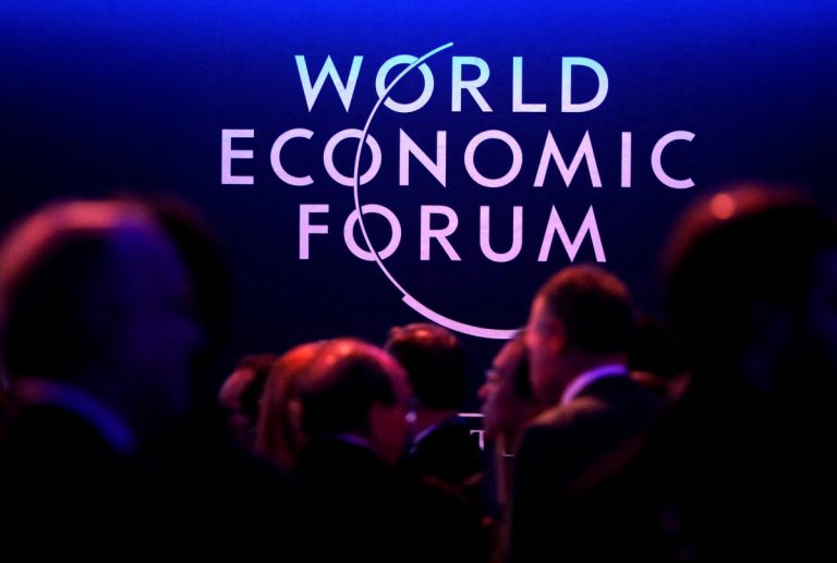 Forumul de la Davos anunţă o participare record a liderilor politici şi de afaceri