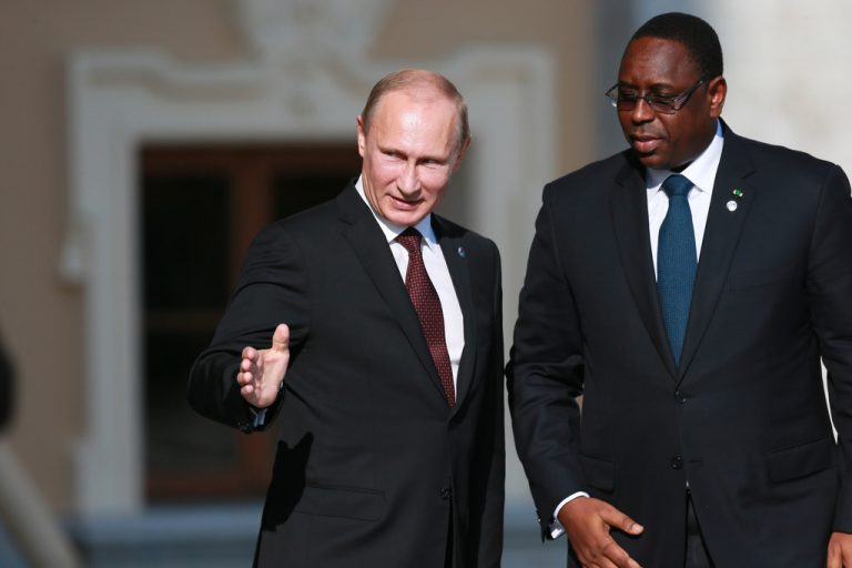 Preşedintele Uniunii Africane îi cere lui Putin să conştientizeze că naţiunile africane sărace sunt victime ale conflictului din Ucraina