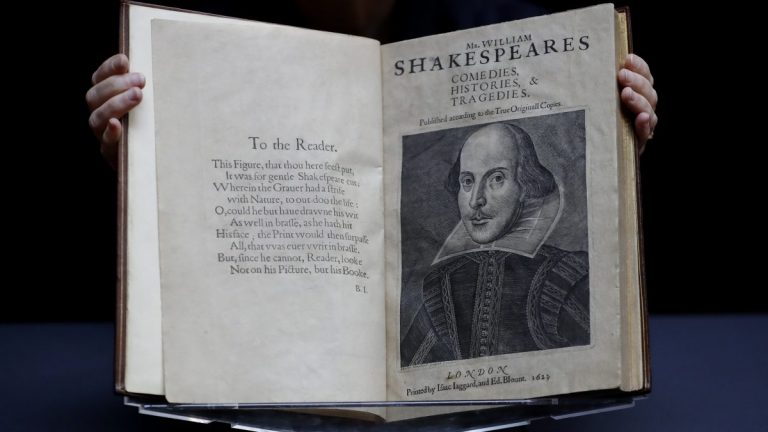 Un exemplar din ediţia princeps a operelor lui Shakespeare ar putea fi vândut la licitaţie cu 2,5 milioane de dolari