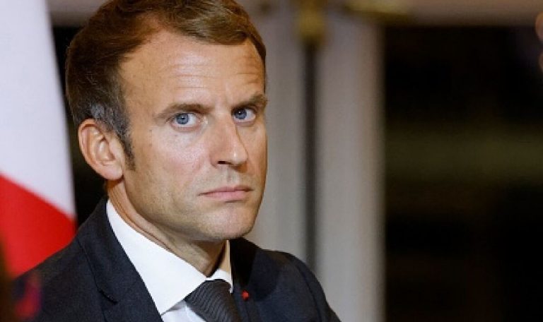 Partidele de stânga şi de dreapta din Franţa îi fac ‘zile fripte’ lui Macron: Nu vor să deblocheze parlamentul!