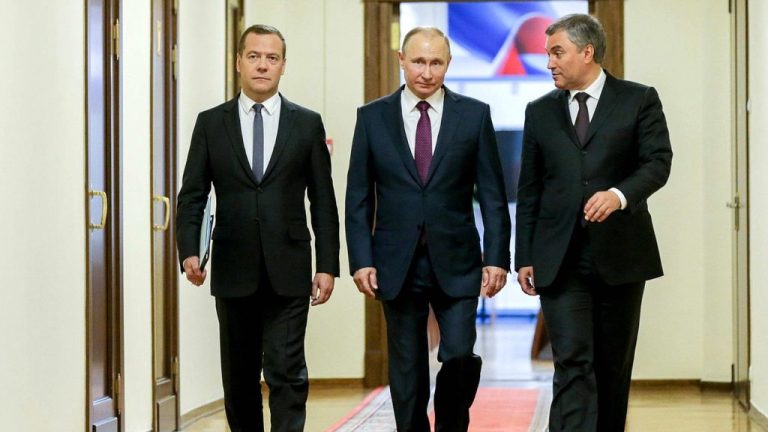Oamenii lui Putin critică ajutorul american acordat Ucrainei
