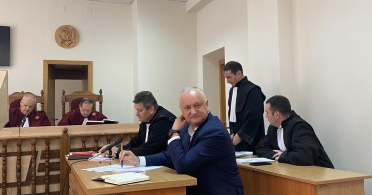 Igor Dodon, judecat pentru fals în declarații