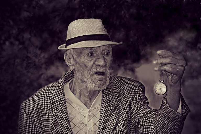 Centenarii din Balcani: misterul longevităţii lor