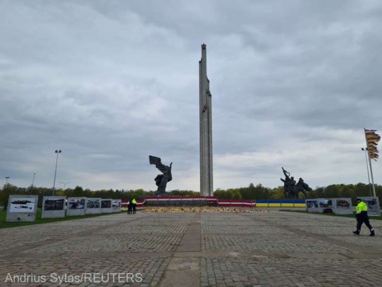 Letonia DEMOLEAZĂ toate monumentele ce glorifică regimurile totalitare