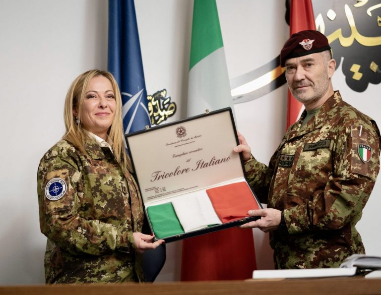 Giorgia Meloni a ajuns la Bagdad şi pledează pentru mai multă cooperare economică între Irak şi Italia