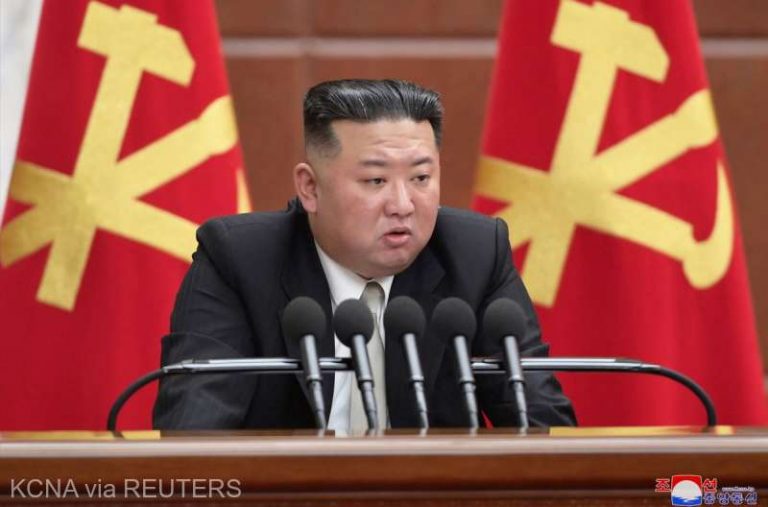 Liderul nord-coreean Kim Jong Un, primit de ministrul rus al Apărării la Vladivostok