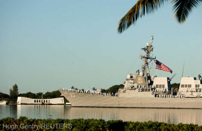 SUA irită din nou China: O navă de război americană a traversat Strâmtoarea Taiwan