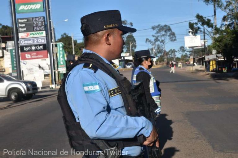 Sute de poliţişti intervin în două închisori din Honduras, după confruntări între bande rivale soldate cu 46 de morţi