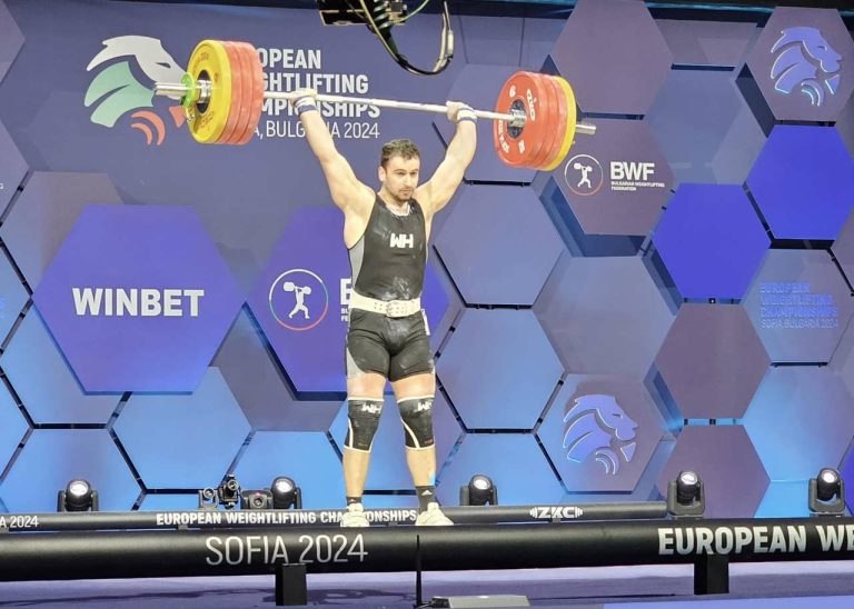 Halterofilul moldovean Marin Robu a cucerit două medalii la Campionatele Europene