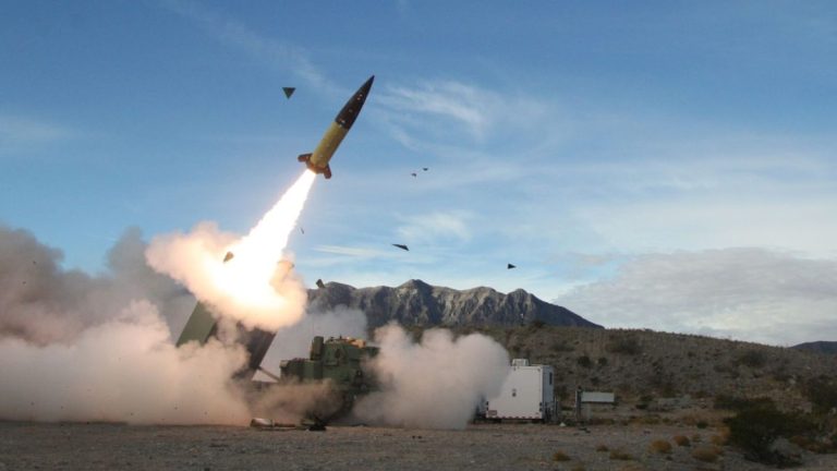 Rusia susţine că a doboarât şase rachete ATACMS produse în SUA