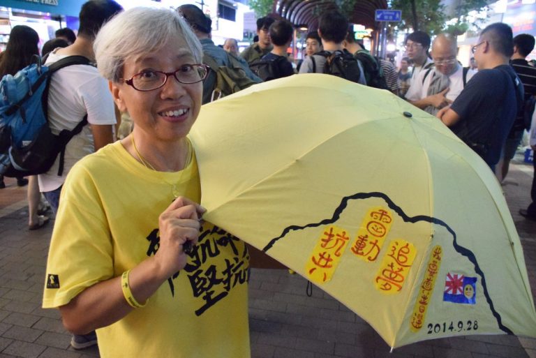 Alexandra Wong, o personalitate emblematică a mişcării pro-democraţie, arestată la Hong Kong