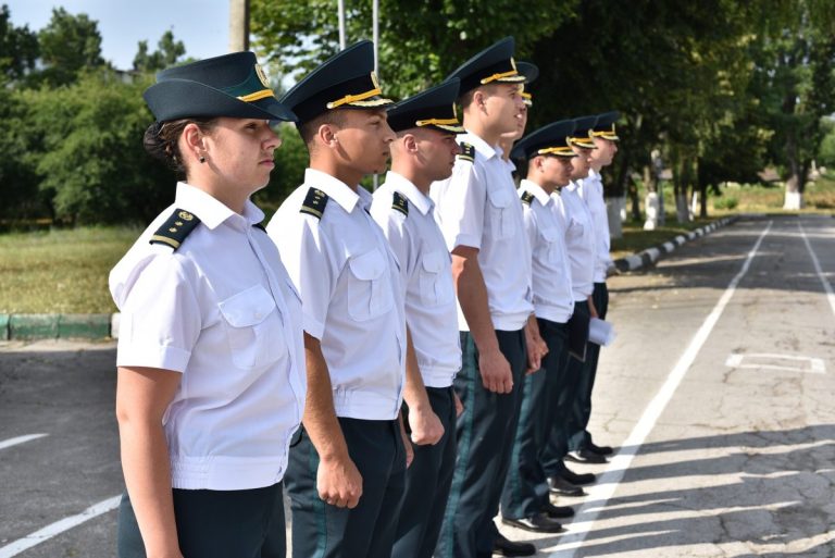 Tinerii care doresc să studieze la Colegiul Militar ‘Alexandru cel Bun’ și-au testat abilitățile