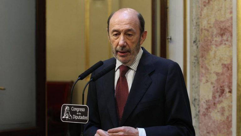 Doliu în Spania: Fostul lider al socialiştilor, Alfredo Perez Rubalcaba, a murit la vârsta de 67 de ani